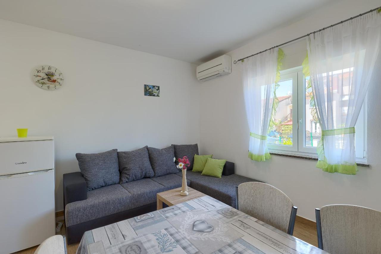 Apartman Mishel 2 Fazana Exterior photo