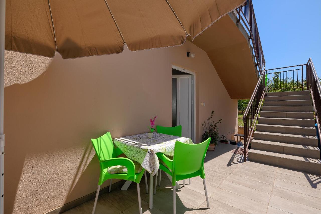 Apartman Mishel 2 Fazana Exterior photo